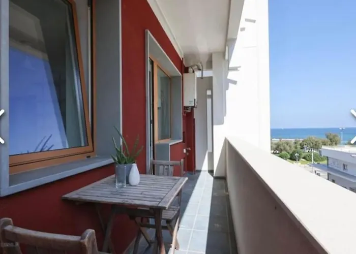 Lägenhet Double Balcony Sea View Bari