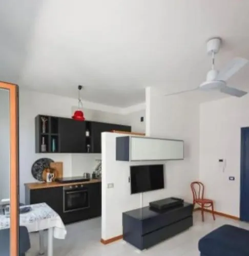 Double Balcony Sea View דירה *